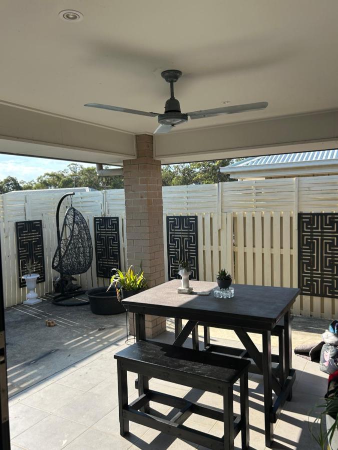 Manhattan B&B Guest Rooms North Lakes Exterior foto